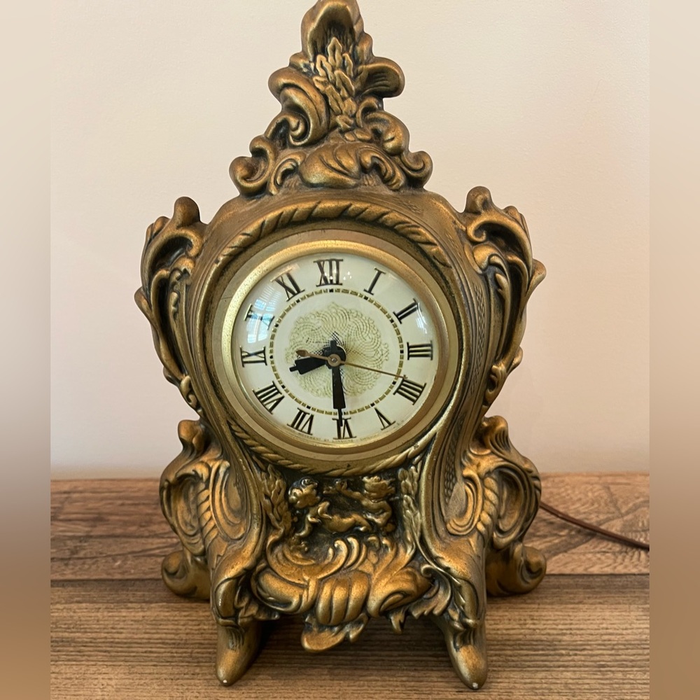 Vintage Lanshire Electric Mantel Clock